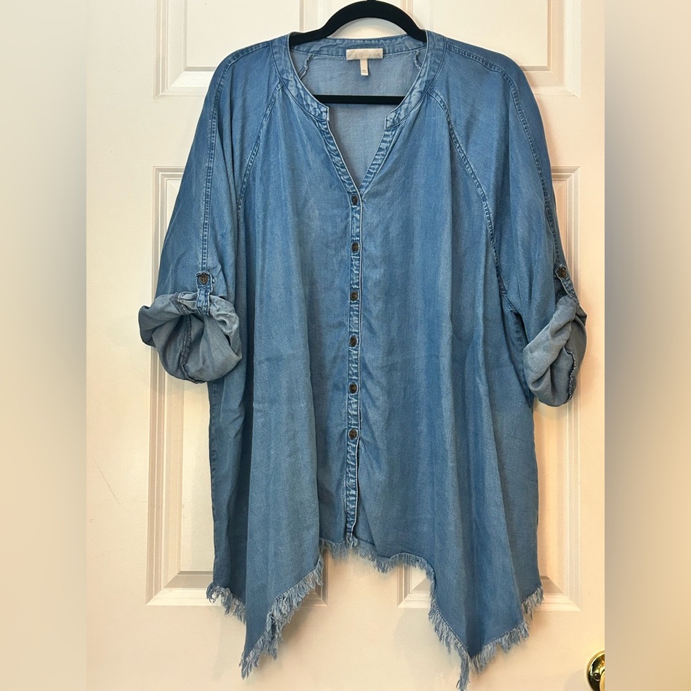 Cute flattering denim shirt
